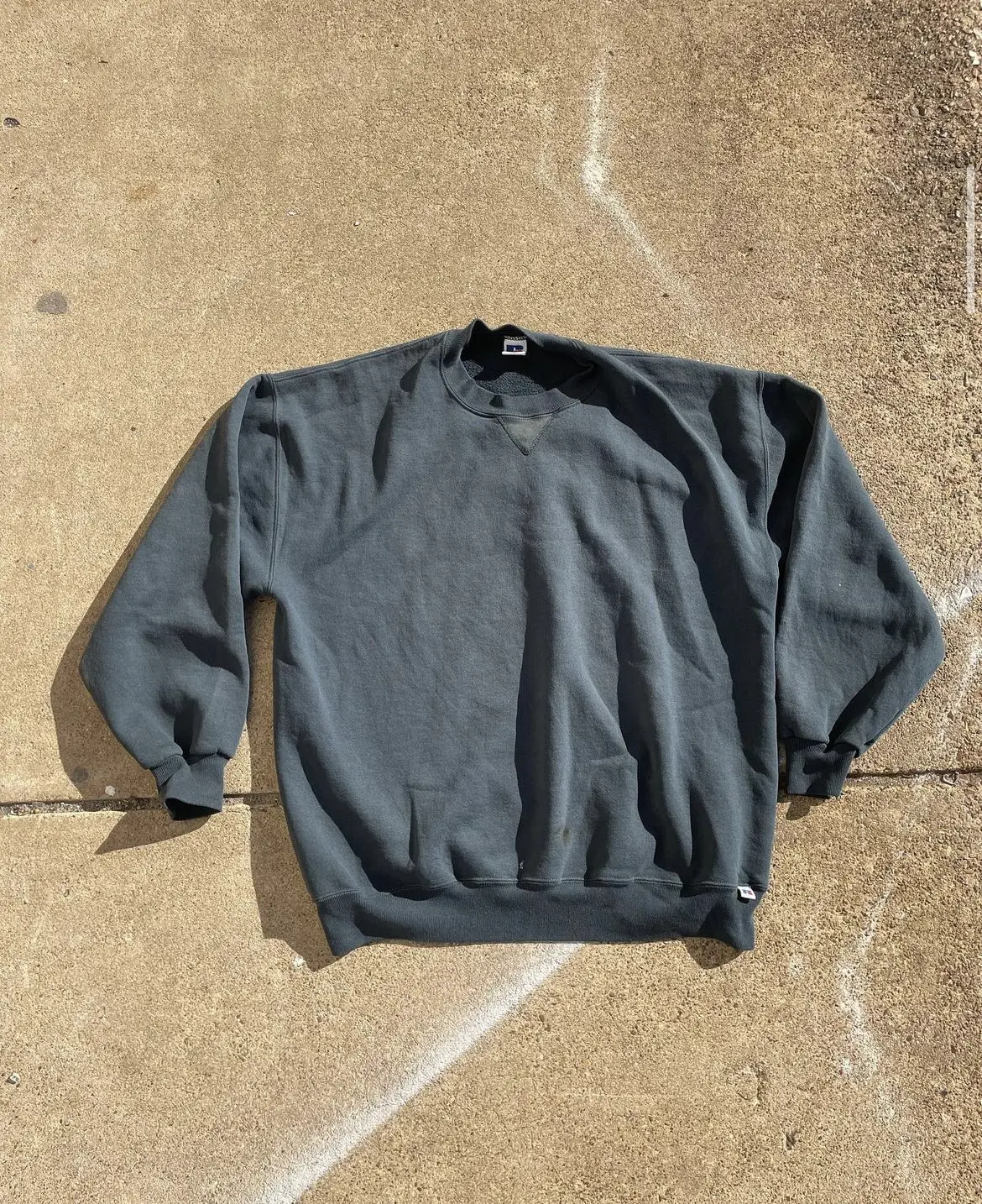 Faded Black Russell Crew XL