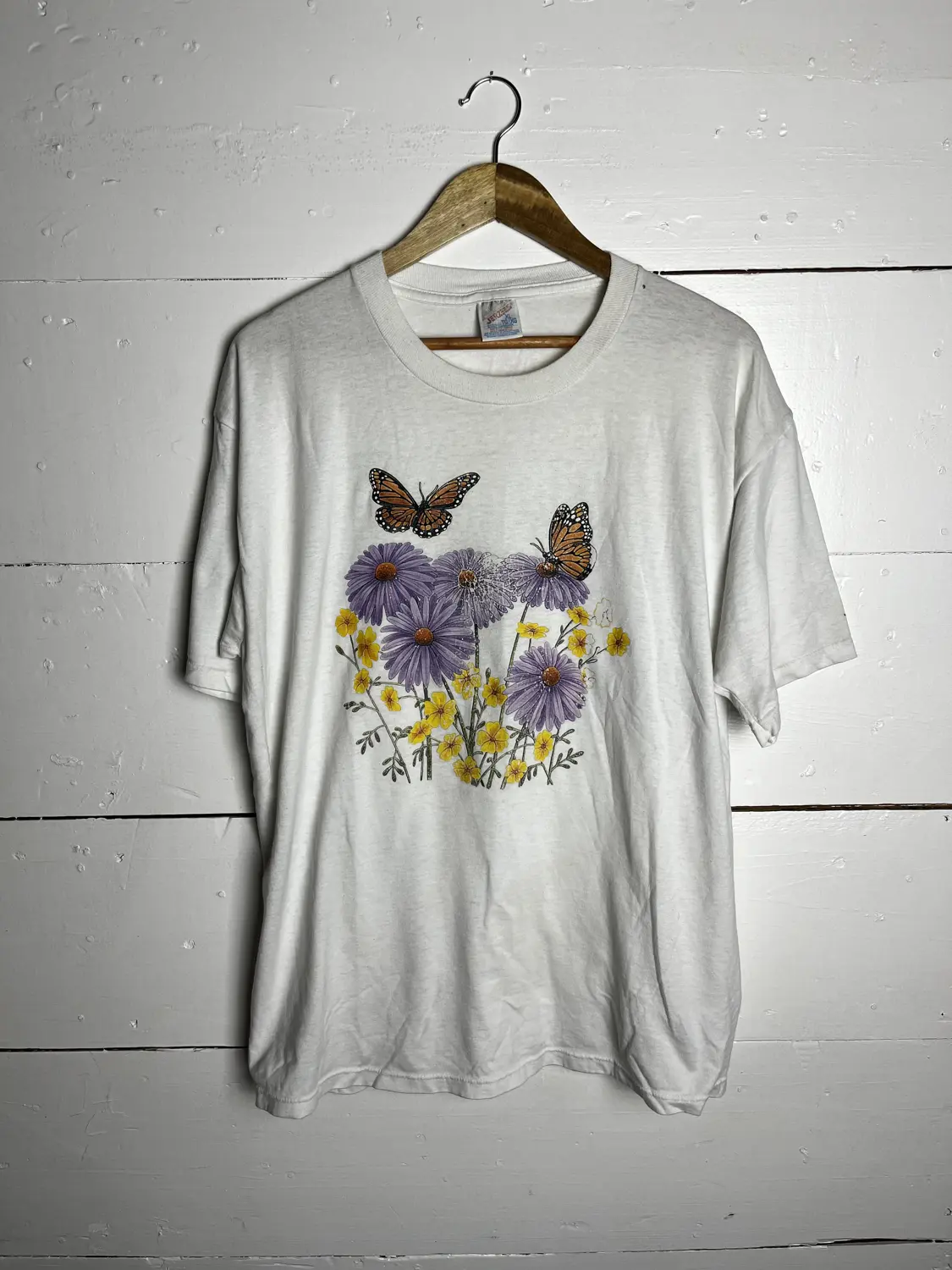 (XL) Monarch Butterfly Tee